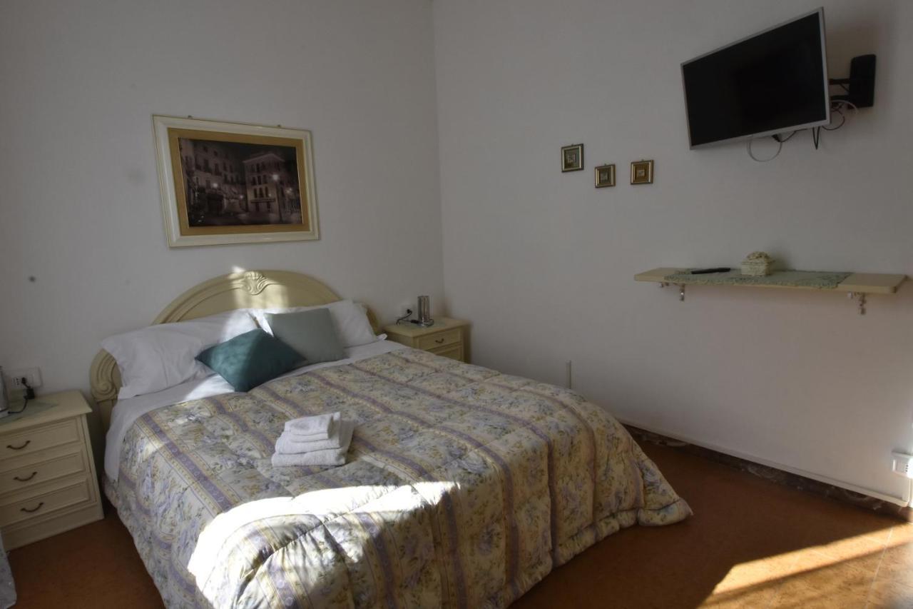La Casa Di Nonno Apartman Iglesias Kültér fotó